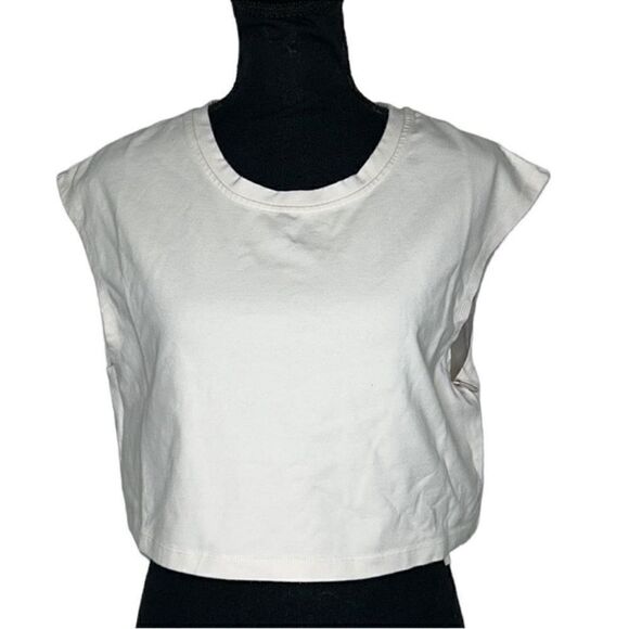 Good American Beige Crop Tee(Size Medium) - Picture 3 of 5